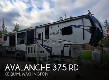 Used 2019 Keystone Avalanche 375 RD available in Sequim, Washington