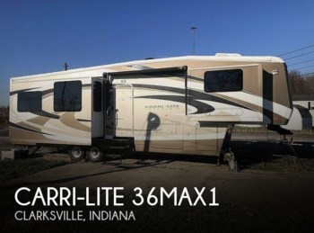 Used 2009 Carriage Carri-Lite 36MAX1 available in Clarksville, Indiana