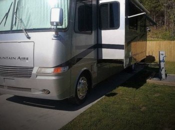 Used 2002 Newmar Mountain Aire 36 available in Woodstock, Georgia