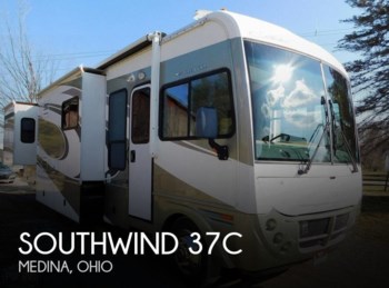 Used 2006 Fleetwood Southwind 37C available in Medina, Ohio