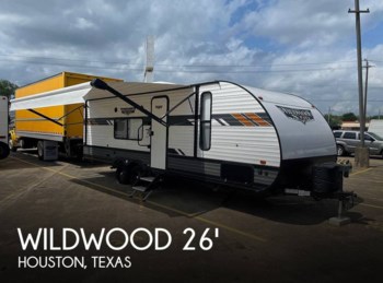 Used 2021 Forest River Wildwood X-Lite 261BHXL available in Houston, Texas