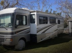Used 2005 Fleetwood Bounder 33R available in Templeton, California