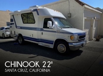 Used 2000 Chinook  Concourse 17J Dinette available in Santa Cruz, California