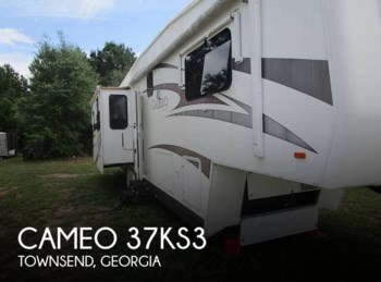 Used 2010 Carriage Cameo 37KS3 available in Townsend, Georgia