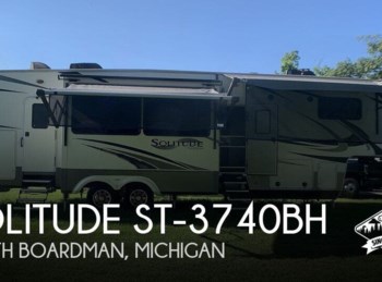 Used 2019 Grand Design Solitude ST-3740BH available in South Boardman, Michigan