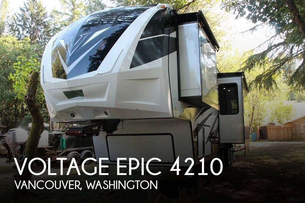 Used 2018 Dutchmen Voltage Epic 4210 available in Vancouver, Washington