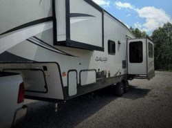 Used 2017 Keystone Springdale 253FWRE available in Freetown In. 47235, Indiana
