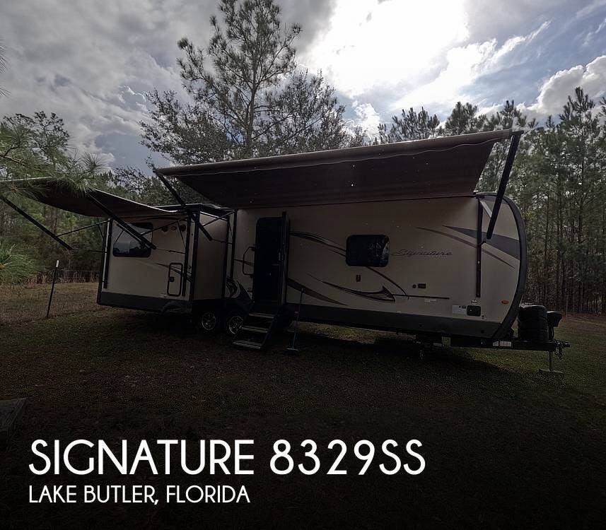 Used 2019 Rockwood  Signature 8329SS available in Lake Butler, Florida