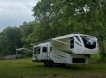 Used 2022 Jayco Eagle 355MBQS available in New Milford, Connecticut