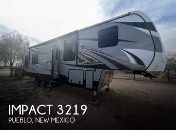 Used 2018 Keystone Impact 3219 available in Pueblo, New Mexico