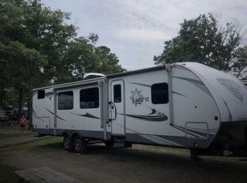 Used 2019 Open Range Light 310BHS available in Shamong, New Jersey