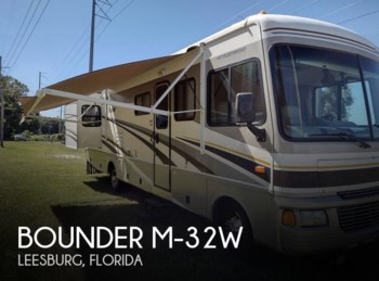 Used 2006 Fleetwood Bounder M-32W available in Leesburg, Florida