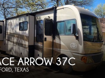 Used 2005 Fleetwood Pace Arrow 37C available in Bedford, Texas