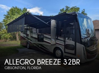 Used 2017 Tiffin Allegro Breeze 32BR available in Gibsonton, Florida