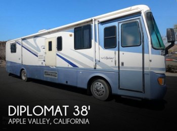Used 2000 Monaco RV Diplomat 38D (Handicap Accessible - Chair Lift) available in Apple Valley, California