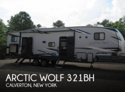 Used 2021 Cherokee  Arctic Wolf 321BH available in Calverton, New York