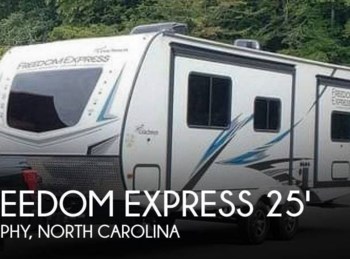 Used 2021 Coachmen Freedom Express 259FKDS available in Murphy, North Carolina