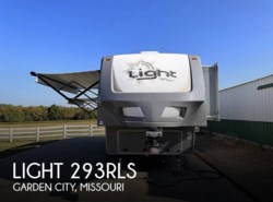 Used 2017 Highland Ridge Light 293RLS available in Garden City, Missouri