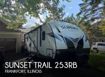 Used 2019 CrossRoads Sunset Trail 253RB available in Frankfort, Illinois
