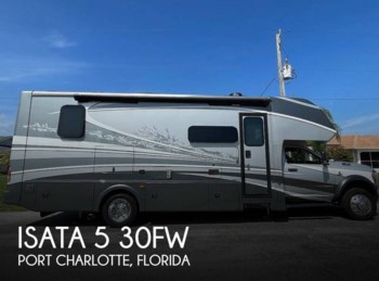 Used 2021 Dynamax Corp  Isata 5 30FW available in Port Charlotte, Florida