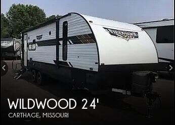 Used 2020 Forest River Wildwood X-Lite 24RLXL available in Carthage, Missouri