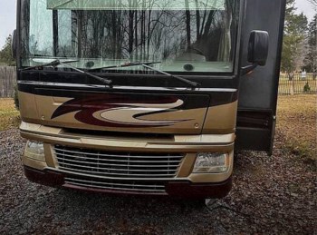 Used 2013 Fleetwood Bounder 35k available in Loudon, Tennessee