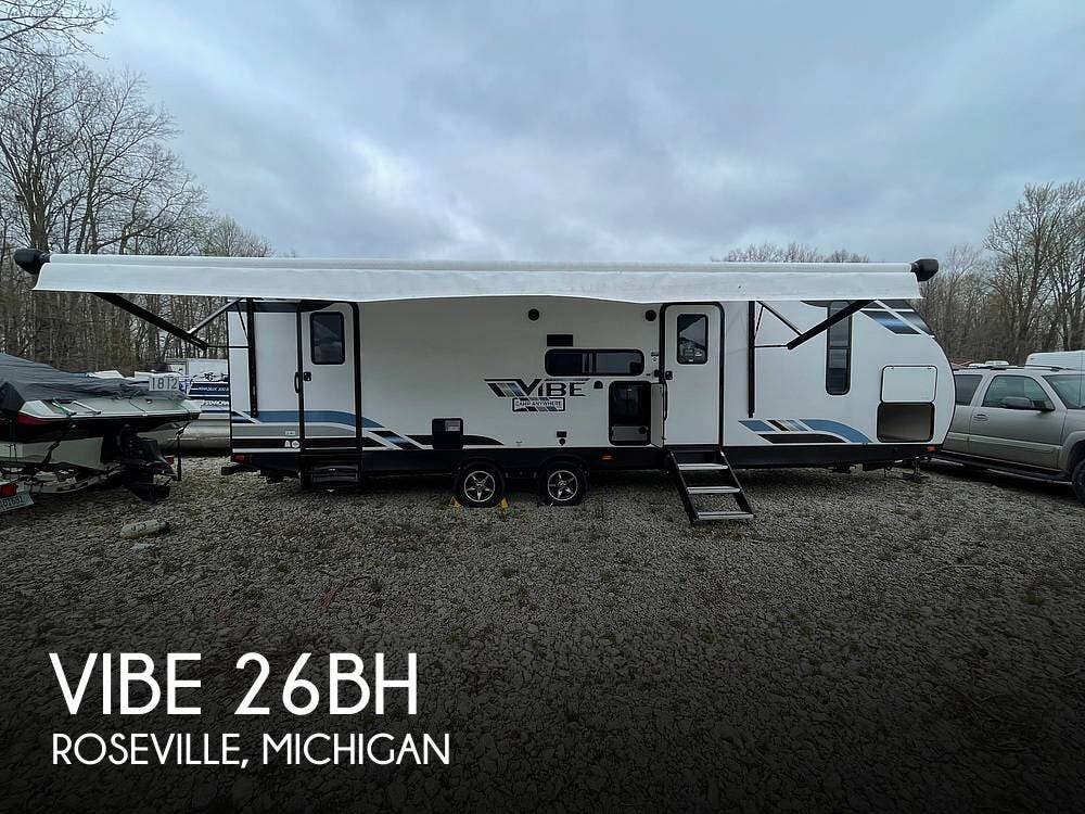 Used 2022 Forest River Vibe 26BH available in Roseville, Michigan