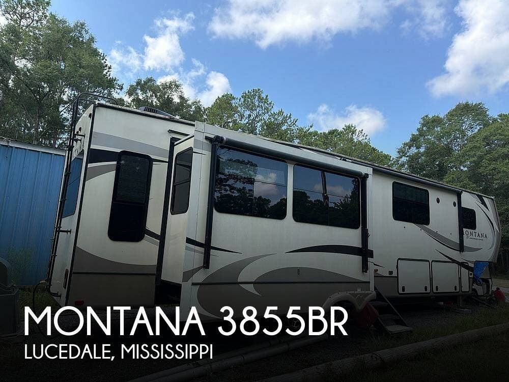 Used 2019 Keystone Montana 3855BR available in Lucedale, Mississippi