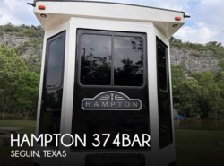 Used 2022 CrossRoads Hampton 374BAR available in Seguin, Texas