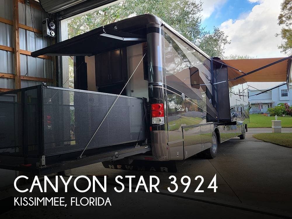 Used 2018 Newmar Canyon Star 3924 available in Kissimmee, Florida