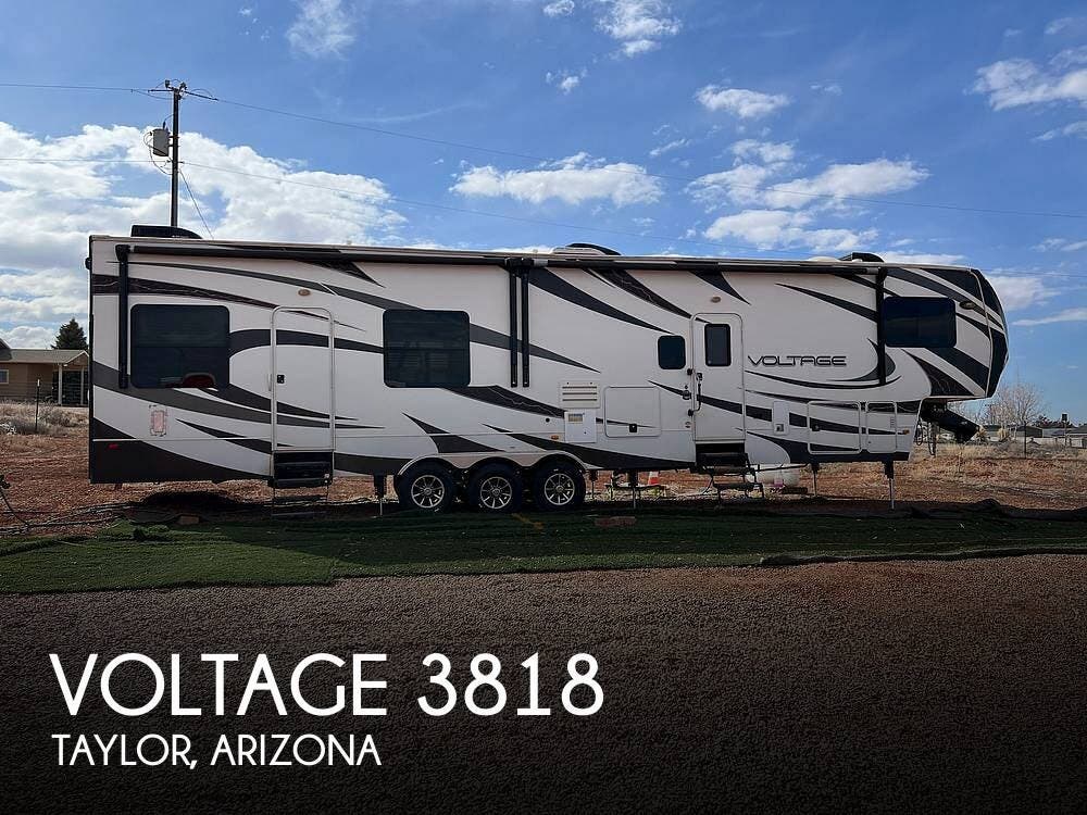 Used 2014 Dutchmen Voltage 3818 available in Taylor, Arizona