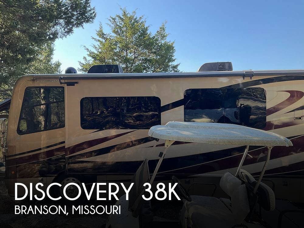 Used 2017 Fleetwood Discovery 38K available in Branson, Missouri