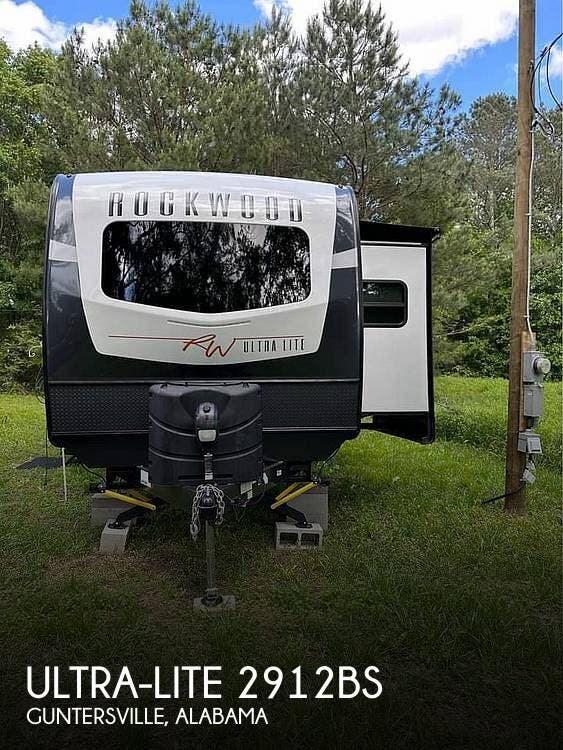 Used 2022 Rockwood  Ultra-Lite 2912BS available in Guntersville, Alabama