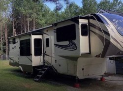 Used 2020 Grand Design Solitude 380FL available in Molena, Georgia