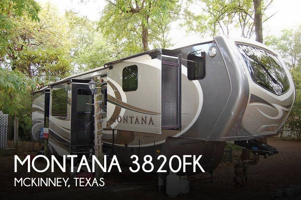Used 2018 Keystone Montana 3820FK available in Mckinney, Texas