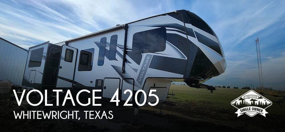 Used 2021 Dutchmen Voltage 4205 available in Whitewright, Texas