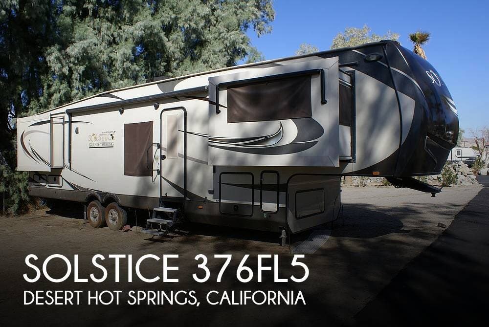 Used 2017 Starcraft Solstice 376FL5 available in Desert Hot Springs, California