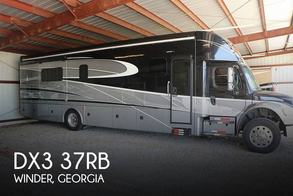 Used 2017 Dynamax Corp DX3 37RB available in Winder, Georgia