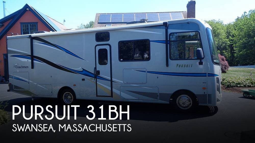 Used 2020 Coachmen Pursuit 31BH available in Swansea, Massachusetts