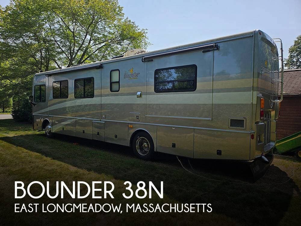 Used 2006 Fleetwood Bounder 38N available in East Longmeadow, Massachusetts