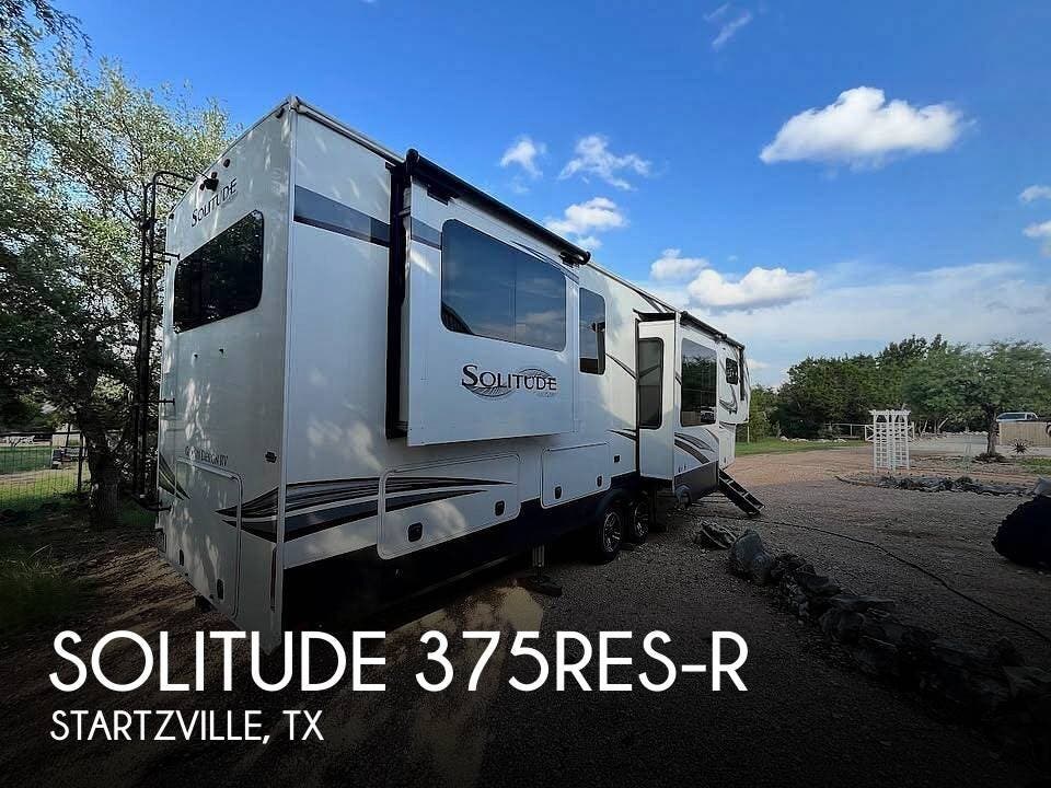 Used 2022 Grand Design Solitude 375RES-R available in Canyon Lake, Texas