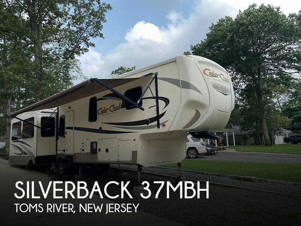 Used 2016 Forest River Cedar Creek 37MBH available in Toms River, New Jersey