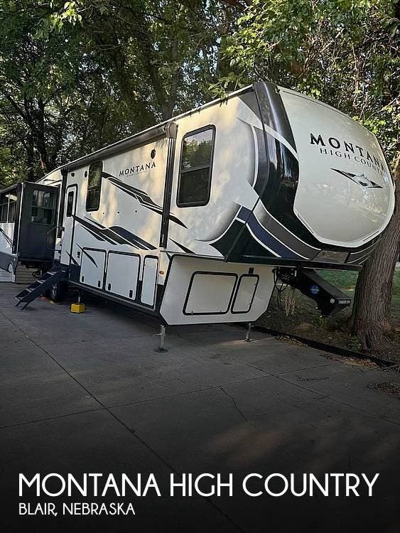 Used 2021 Keystone Montana High Country 385BR available in Blair, Nebraska
