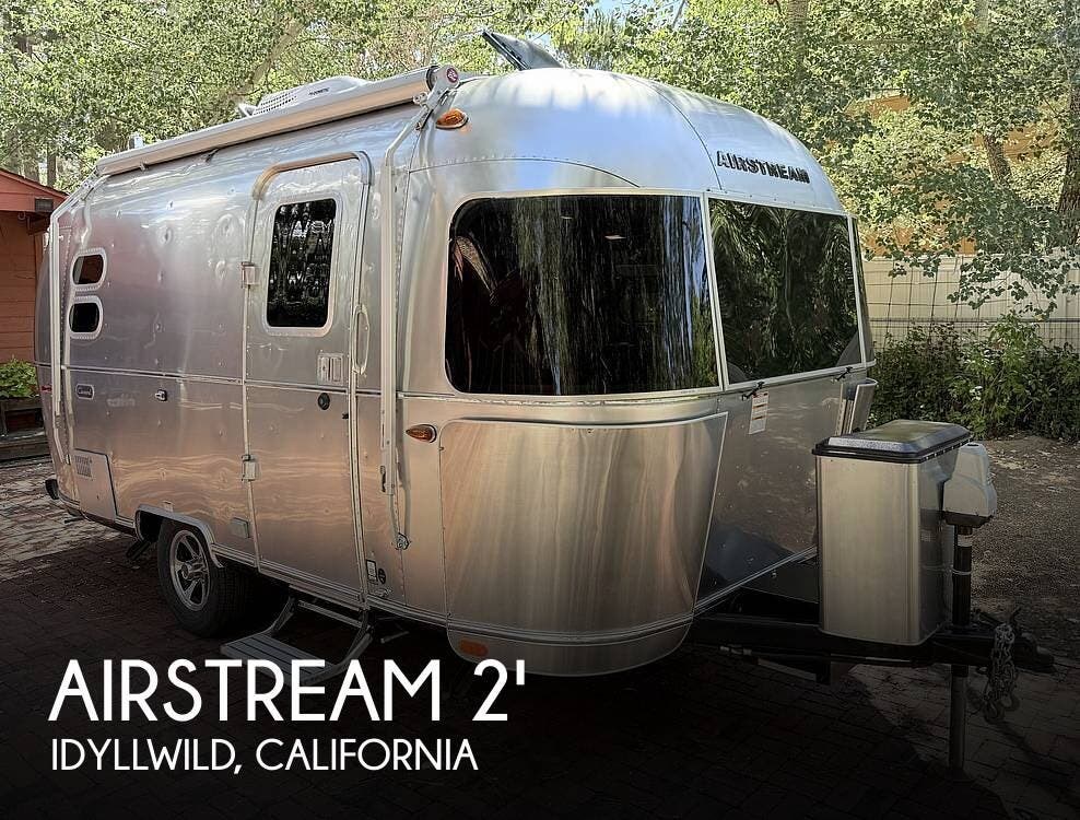 Used 2020 Airstream Caravel Airstream  19CB available in Idyllwild, California
