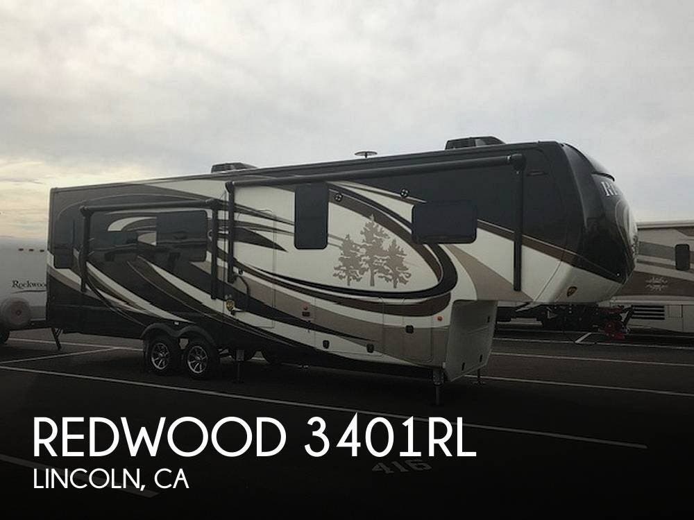 Used 2018  CrossRoads Redwood 3401RL by CrossRoads from Pop RVs in Lincoln, CA