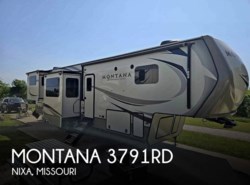 Used 2019 Keystone Montana 3791RD available in Nixa, Missouri
