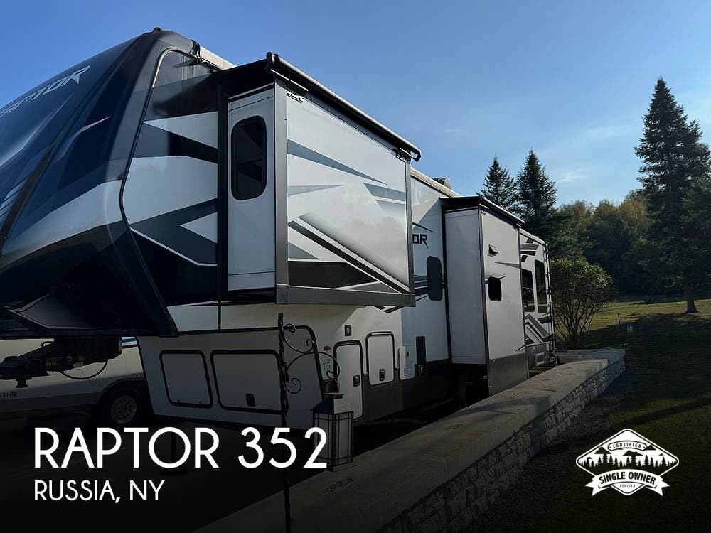 Used 2022 Keystone Raptor 352 available in Poland, New York