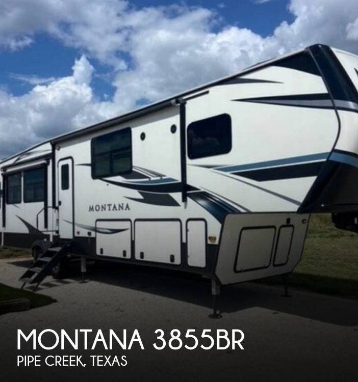 Used 2020 Keystone Montana 3855BR available in Pipe Creek, Texas