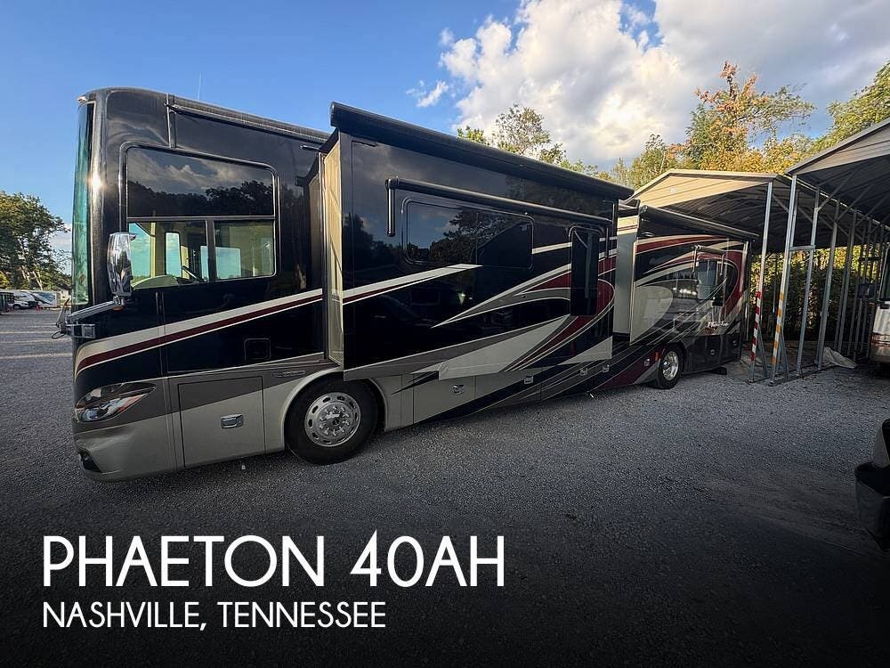 Used 2015 Tiffin Phaeton 40AH available in Nashville, Tennessee