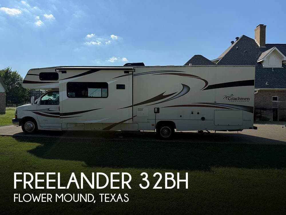 Used 2015 Coachmen Freelander 32BH available in Flower Mound, Texas